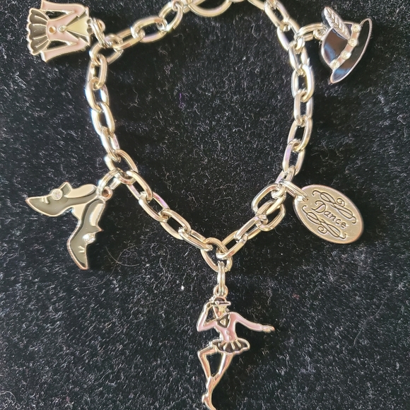 Ladies Charm bracelet - Picture 3 of 3